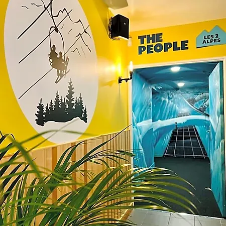 The People - Les 2 Alpes Отель